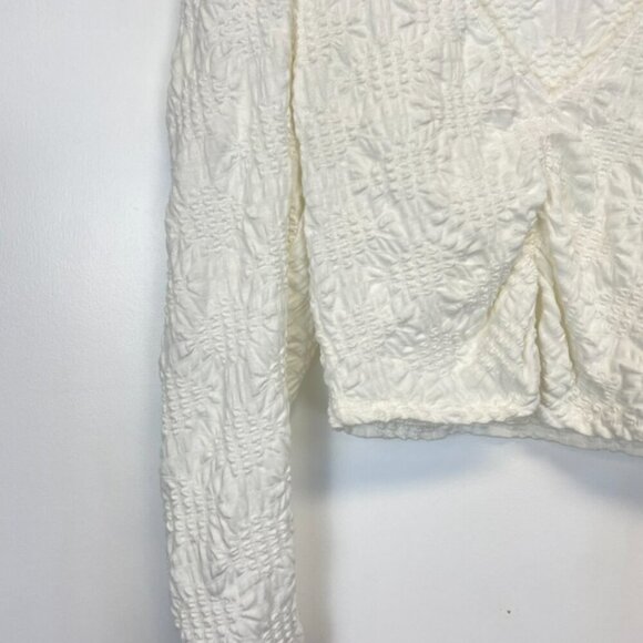 Zara White Puff Shoulder V Neck Crop Top - Picture 2 of 11